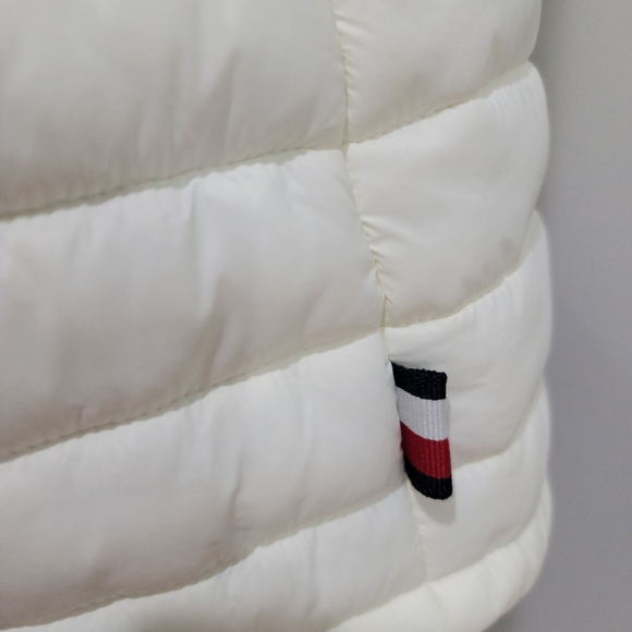 TOMMY HILFIGER IVY PUFFER VEST - Picture 5 of 14